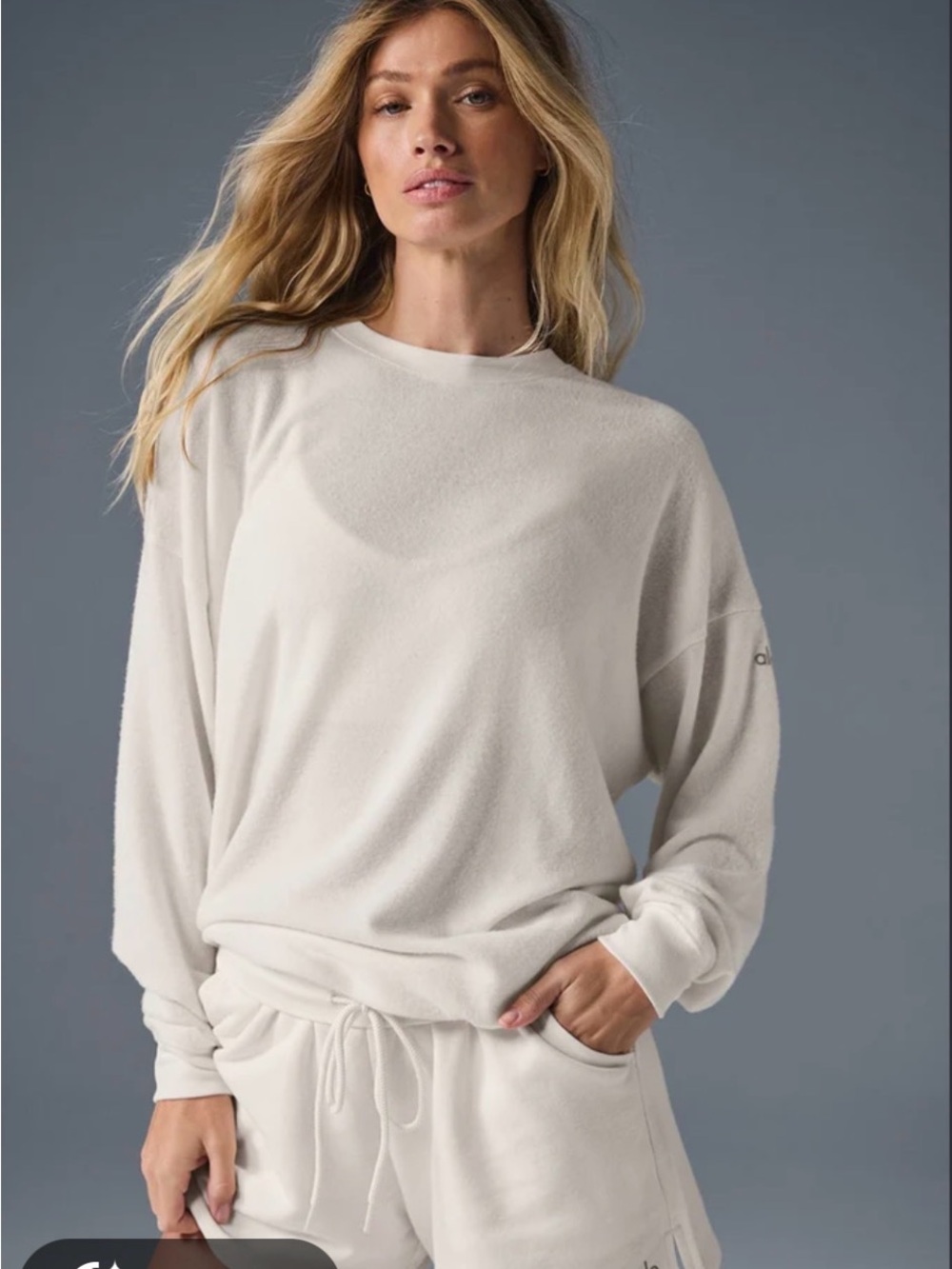ALO Yoga Cream Crewneck Pullover Sweater